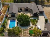 Satılır 5 otaqlı həyət evi/bağ evi 300 m², Buzovna q., photo 1 from 8