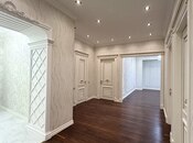 4 otaqlı yeni tikili - 8 Noyabr m. - 176 m²