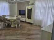 3-комн. новостройка - м. 28 мая - 145 м²