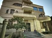 10 otaqlı həyət evi/bağ evi - Azadlıq Prospekti m. - 1100 m²