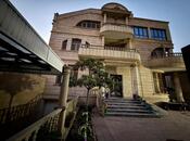 10 otaqlı həyət evi/bağ evi - Azadlıq Prospekti m. - 1100 m²
