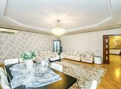 Сдаётся 3-комн. новостройка 220 м², м. 28 мая, photo 1 from 8