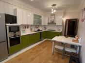 Сдаётся 3-комн. новостройка 121 м², м. Нариман Нариманов, photo 1 from 8