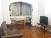 3 otaqlı köhnə tikili - 8-ci mikrorayon q. - 85 m²