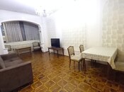 3 otaqlı köhnə tikili - 8-ci mikrorayon q. - 85 m²