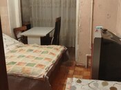 Satılır 3 otaqlı köhnə tikili 68 m², Xalqlar Dostluğu m., photo 2 from 6
