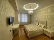3-комн. новостройка - м. 20 января - 130 м²