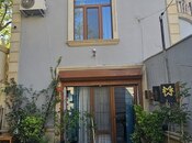 Satılır 6 otaqlı həyət evi/bağ evi 270 m², Badamdar q., photo 2 from 8
