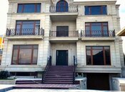 Satılır 8 otaqlı həyət evi/bağ evi 700 m², Qara Qarayev m., photo 1 from 8