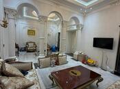 Satılır 3 otaqlı köhnə tikili 214 m², Sahil m., photo 1 from 8