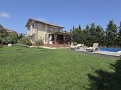 4 otaqlı həyət evi/bağ evi - Buzovna q. - 260 m²