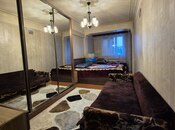 2 otaqlı köhnə tikili - Elmlər Akademiyası m. - 70 m²
