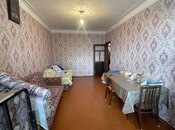 3 otaqlı köhnə tikili - 7-ci mikrorayon q. - 70 m²