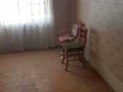 Satılır 2 otaqlı köhnə tikili 60 m², İnşaatçılar m., photo 8 from 8