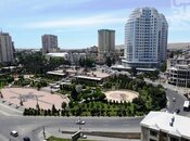 Продаётся 3-комн. вторичка 75 м², м. Элмляр Академиясы, photo 1 from 7