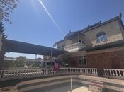 9 otaqlı həyət evi/bağ evi - Bakıxanov q. - 700 m²