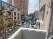 Продаётся 3-комн. вторичка 70 м², м. 28 мая, photo 1 from 8
