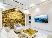 Satılır 4 otaqlı köhnə tikili 110 m², Sahil m., photo 3 from 8