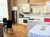 8 otaqlı həyət evi/bağ evi - Gənclik m. - 700 m²