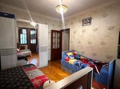 Satılır 5 otaqlı köhnə tikili 130 m², Yasamal r., photo 7 from 8