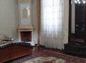 4-комн. вторичка - м. Сахил - 220 м²