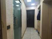 Продаётся 3-комн. вторичка 70 м², м. Иншаатчылар, photo 1 from 8