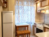 1-комн. вторичка - м. Элмляр Академиясы - 35 м²