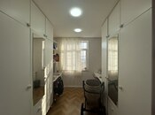 Satılır 4 otaqlı köhnə tikili 110 m², Xalqlar Dostluğu m., photo 8 from 8