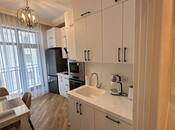 3-комн. новостройка - м. 28 мая - 102 м²