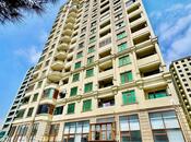 Продаётся 3-комн. новостройка 123 м², м. Кара Караев, photo 1 from 8
