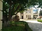 7 otaqlı həyət evi/bağ evi - Novxanı q. - 350 m²