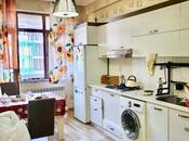 Сдаётся 3-комн. новостройка 94 м², м. Кара Караев, photo 1 from 8