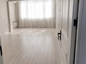 3-комн. вторичка - м. Иншаатчылар - 70 м²