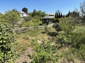 6 otaqlı həyət evi/bağ evi - Novxanı q. - 300 m²