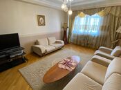 Сдаётся 3-комн. новостройка 140 м², м. Низами, photo 2 from 8