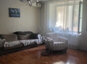 Продаётся 3-комн. вторичка 65 м², м. 20 января, photo 1 from 5
