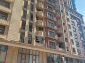 3-комн. новостройка - м. 28 мая - 160 м²