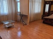 3-комн. новостройка - м. Нариман Нариманов - 210 м²