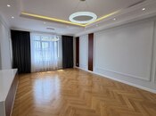 Продаётся 3-комн. новостройка 135 м², м. Гянджлик, photo 1 from 8