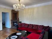 Satılır 4 otaqlı köhnə tikili 125 m², Nəsimi r., photo 1 from 8