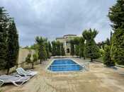 6 otaqlı həyət evi/bağ evi - Novxanı q. - 450 m²