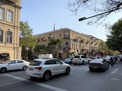 4-комн. вторичка - м. 28 мая - 142 м²