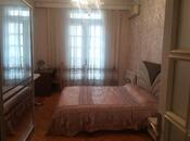 İcarəyə verilir 2 otaqlı köhnə tikili 70 m², 28 May m., photo 2 from 8