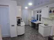 3 otaqlı həyət evi/bağ evi - İnşaatçılar m. - 120 m²