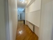 3-комн. новостройка - м. 28 мая - 140 м²