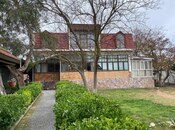 6 otaqlı həyət evi/bağ evi - Mərdəkan q. - 250 m²