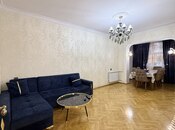 3 otaqlı köhnə tikili - 8 Noyabr m. - 100 m²