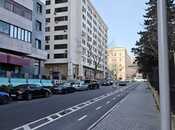 Сдаётся 3-комн. новостройка 80 м², м. Элмляр Академиясы, photo 1 from 8