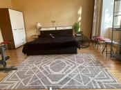 Сдаётся 2-комн. вторичка 65 м², м. Ичеришехер, photo 1 from 8