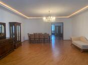 Сдаётся 3-комн. новостройка 140 м², м. Низами, photo 2 from 8